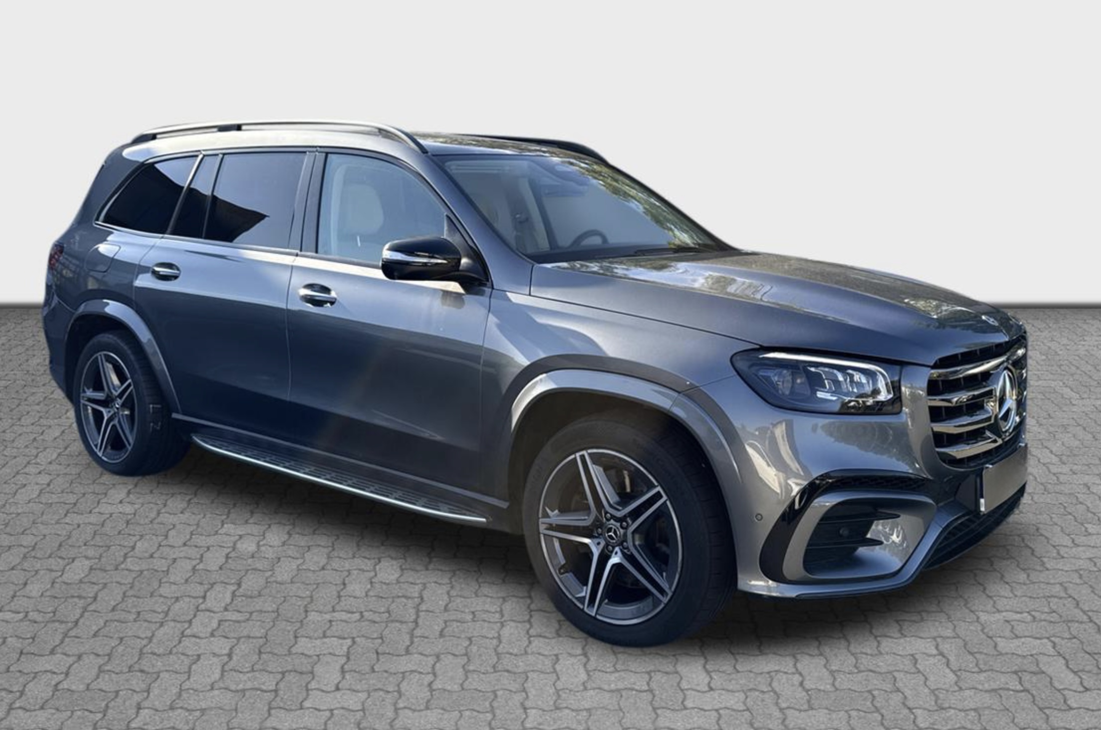 MERCEDES GLS 450d AMG | FACELIFT | SKLADEM | ČESKÉ OJETÉ AUTO | ŠEDÁ S BÉŽOVOU KŮŽÍ | MAXIMÁLNÍ VÝBAVA | VIP SLEVA | NÁKUP ONLINE | AUTOiBUY.com